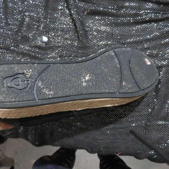 BOGO BOB'S from Skechers Black Memory Foam Slip On Espadrilles arch pillows 9.5 - Picture 8 of 9